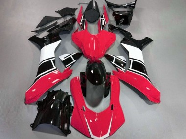 Economici 2015-2019 Rosso Lucido Bianco & Nero R1 Carena